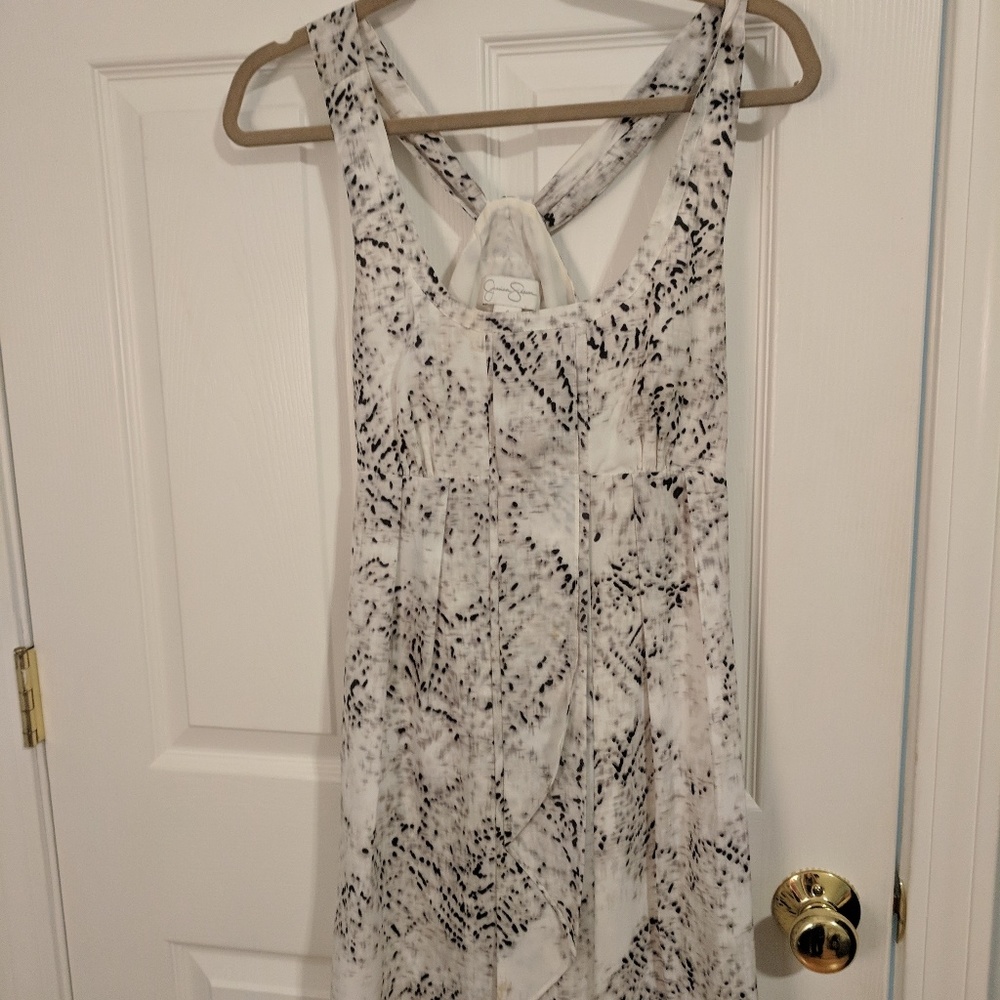 Criss cross dress